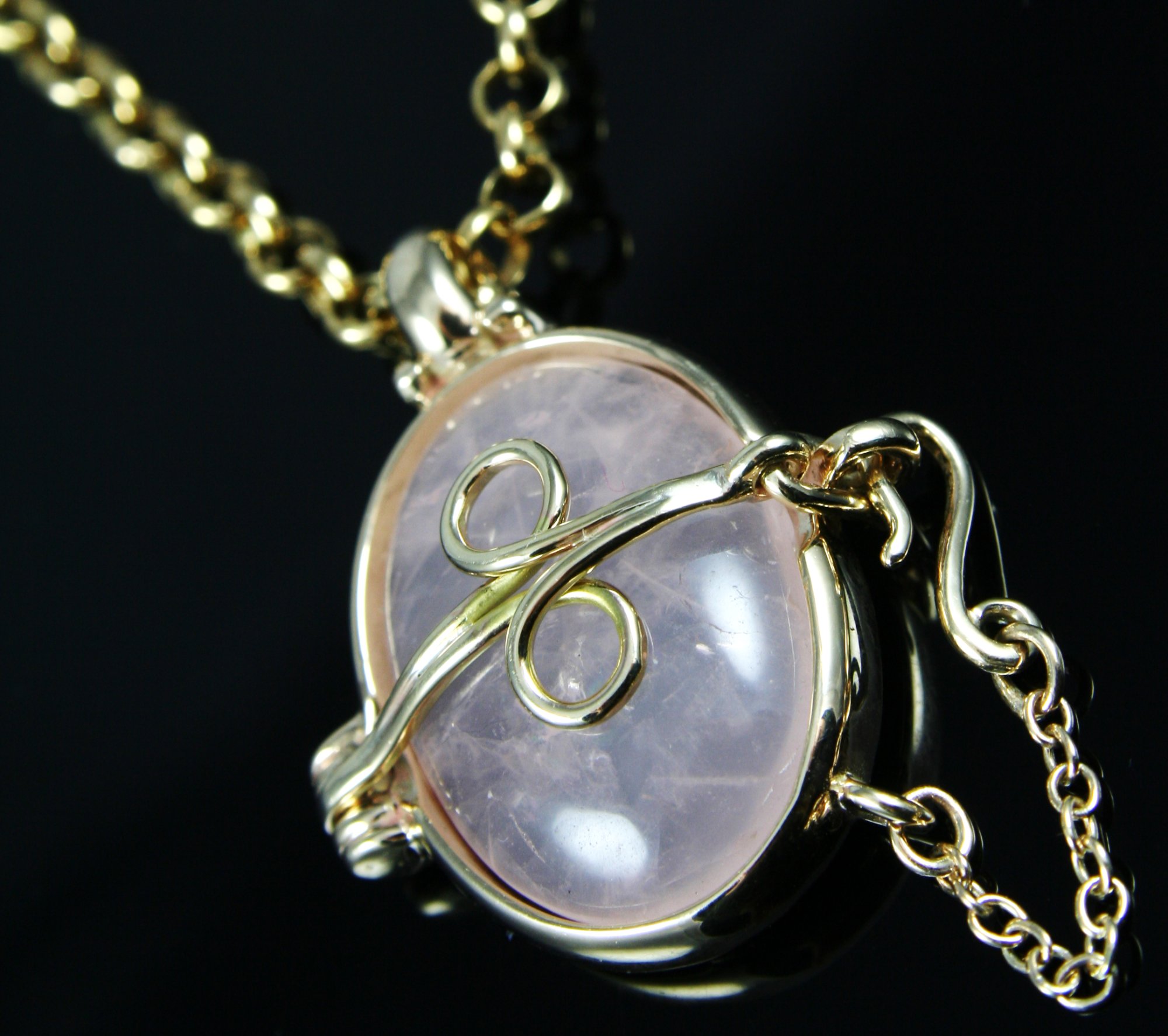 Bespoke handmade necklaces and pendants by Kovarskis Collection — hand-forged gold and silver